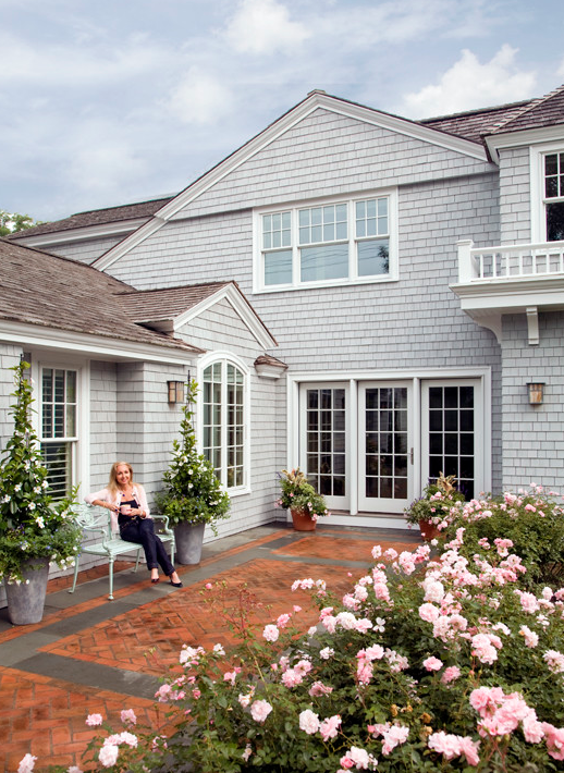 Peaceful Osterville Retreat by Nicholaeff Architecture + Design