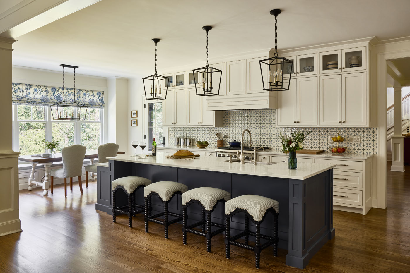 Cummings Architecture + Interiors Weston Manor, Weston, MA Breakfast Nook