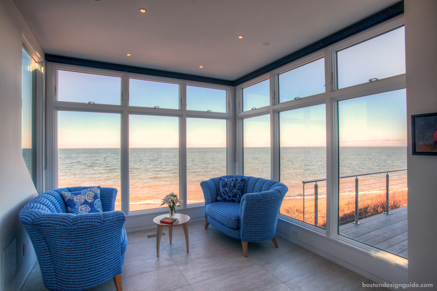 Sitting room on the beach