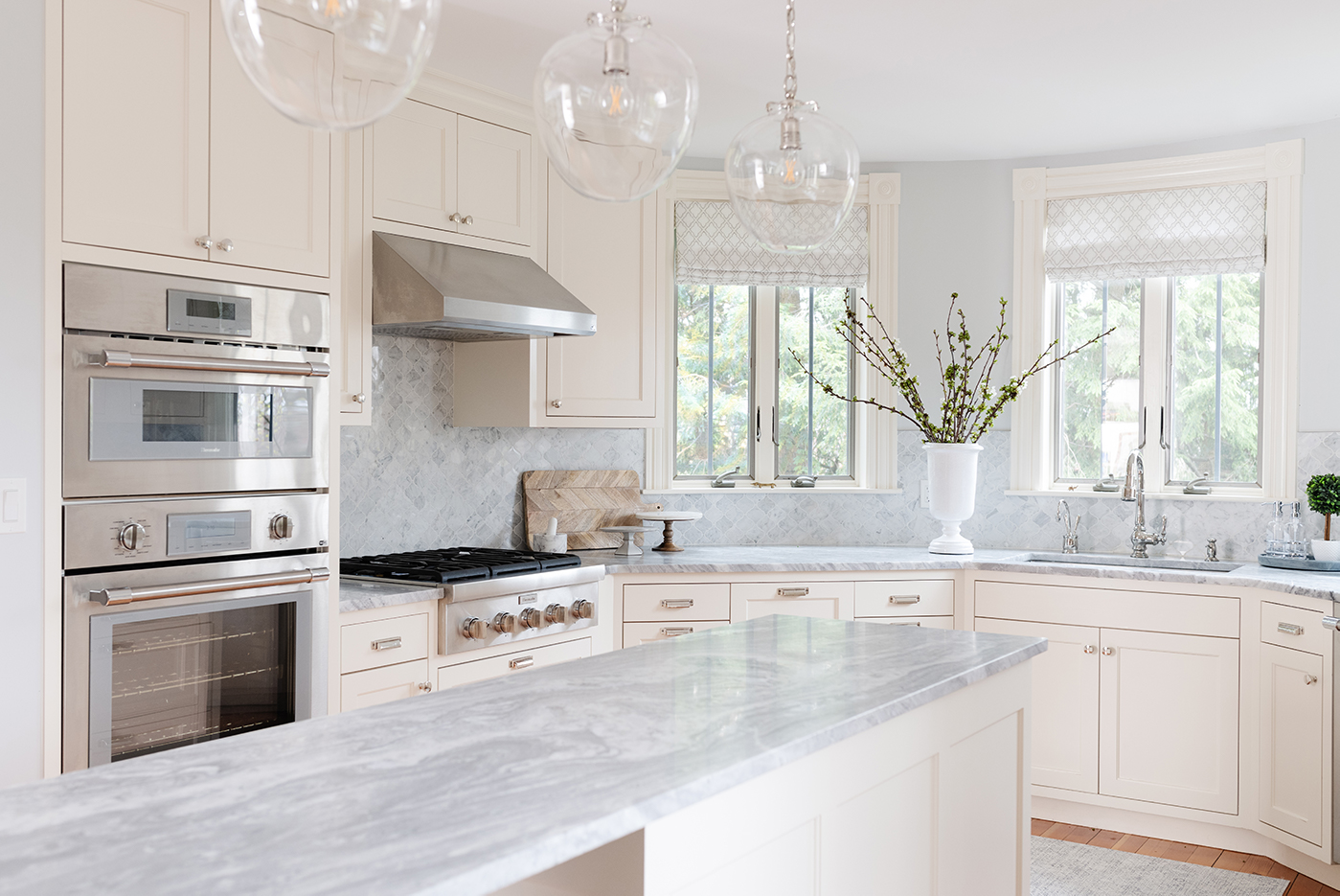 Modern white kitchen