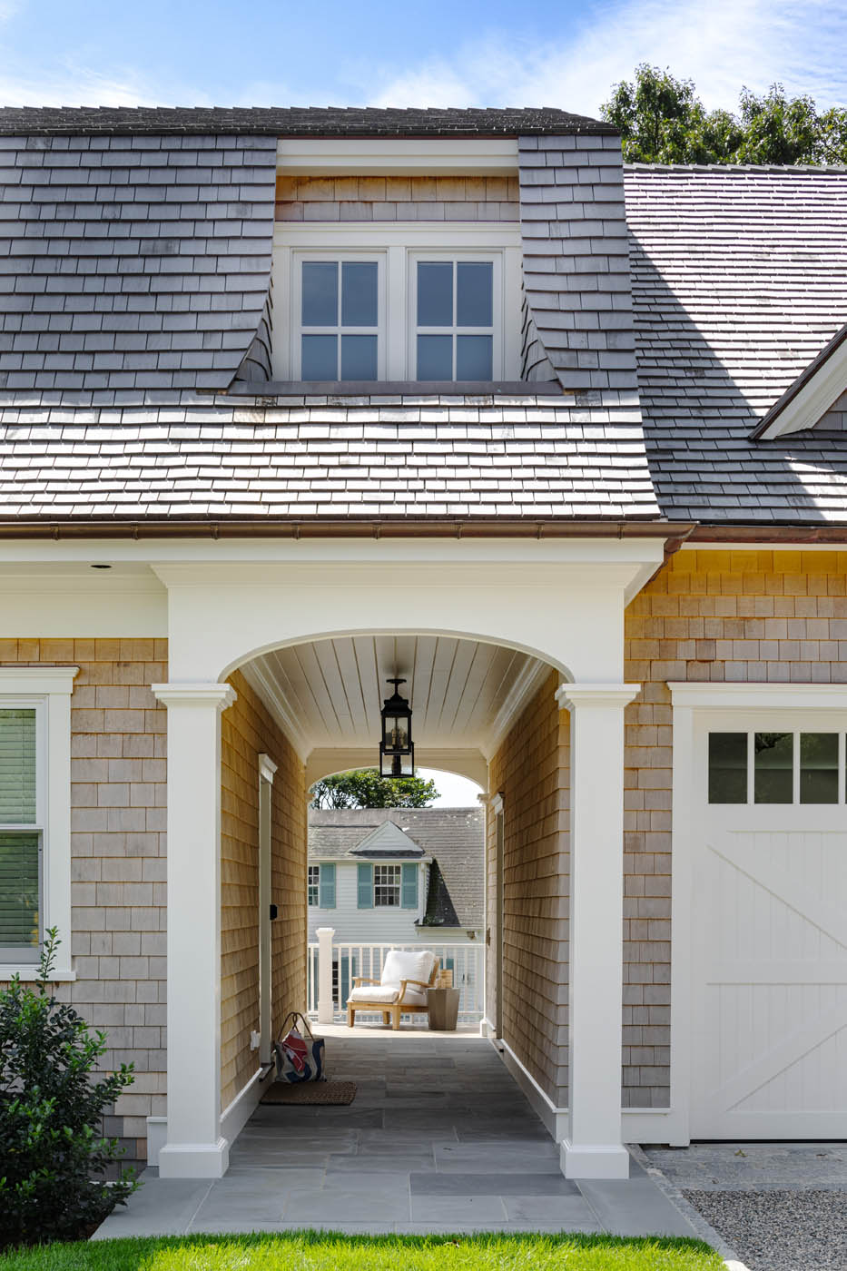 Archwright-LDa Edgehill Cape Cod Breezeway. Photo: Greg Premru