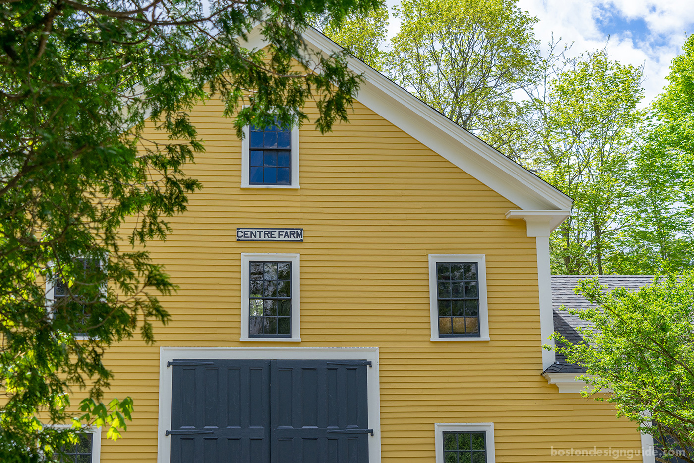 Custom restoration of a Federal-era barn by Cummings Architects