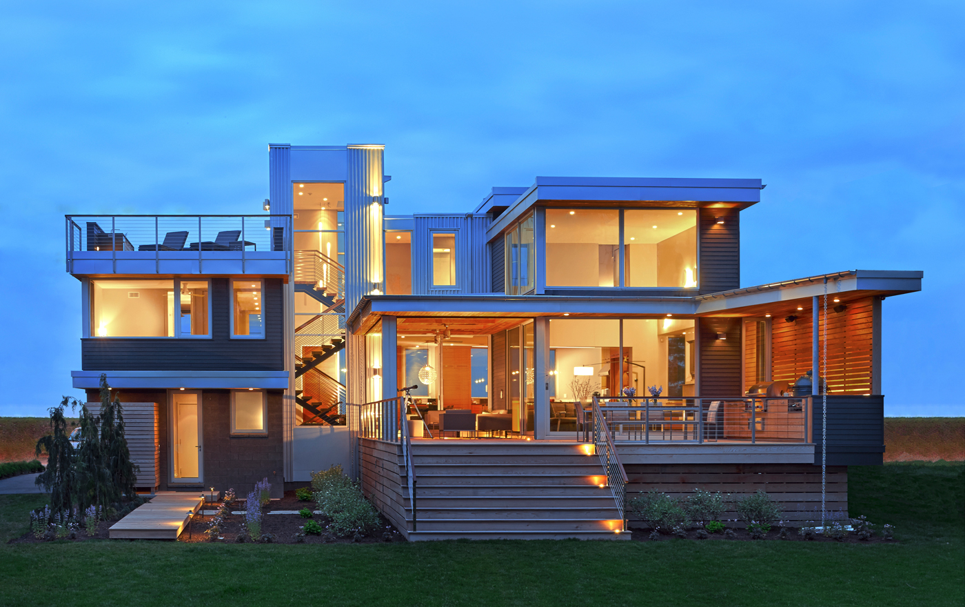 Modern lake house designed by Foley Fiore Architecture Modern lake house designed by Foley Fiore Architecture