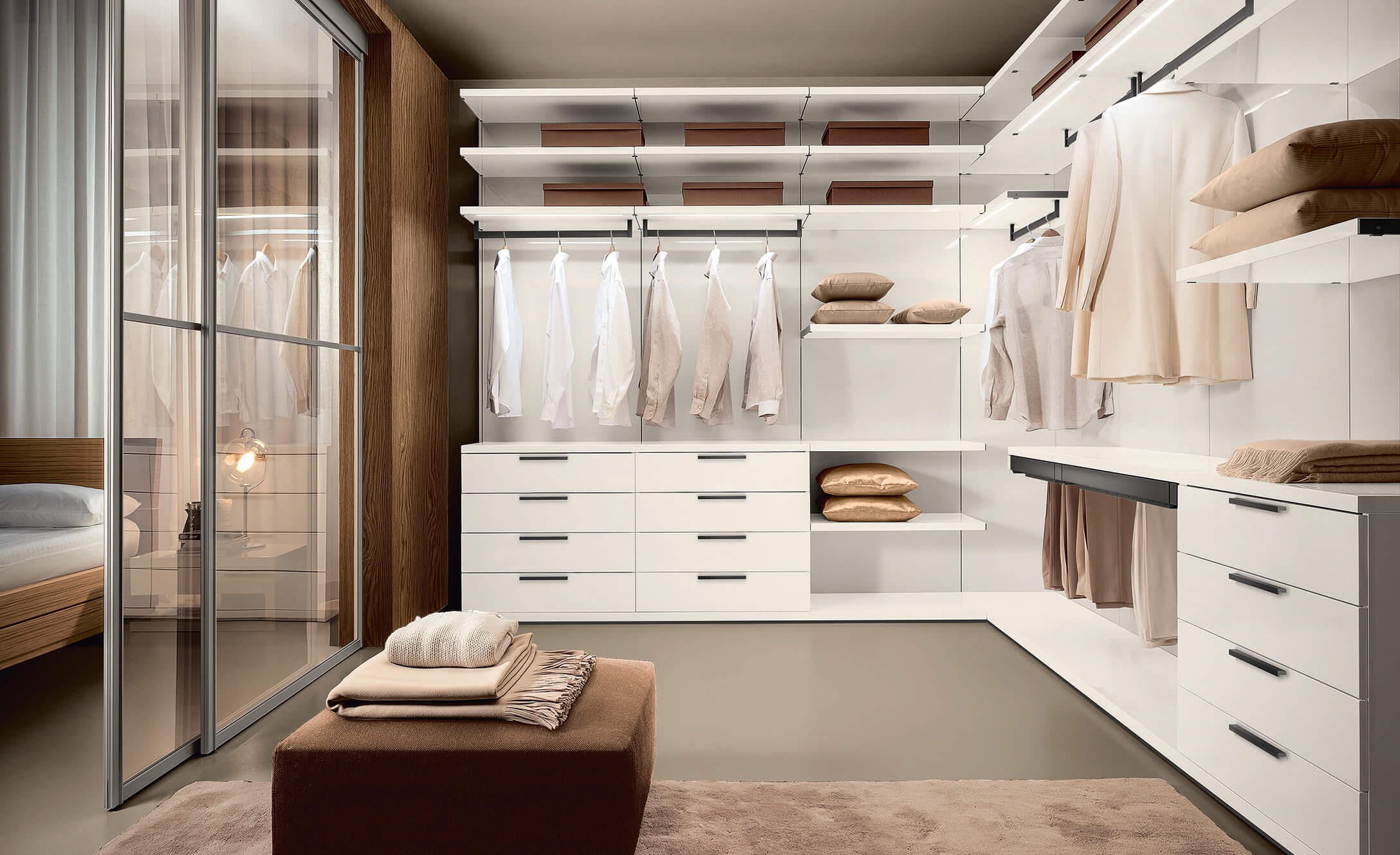 Closet designed by Interiology Design Co. and Composit Closet designed by Interiology Design Co. and Composit