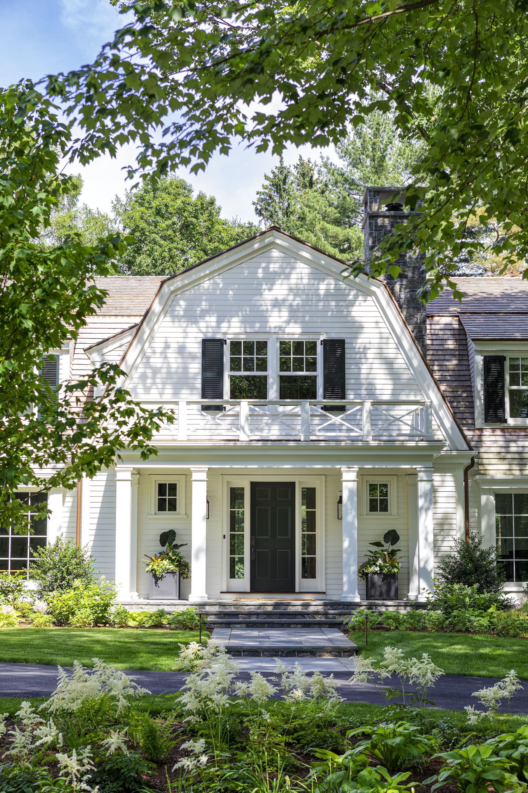 Mellowes & Paladino Architects