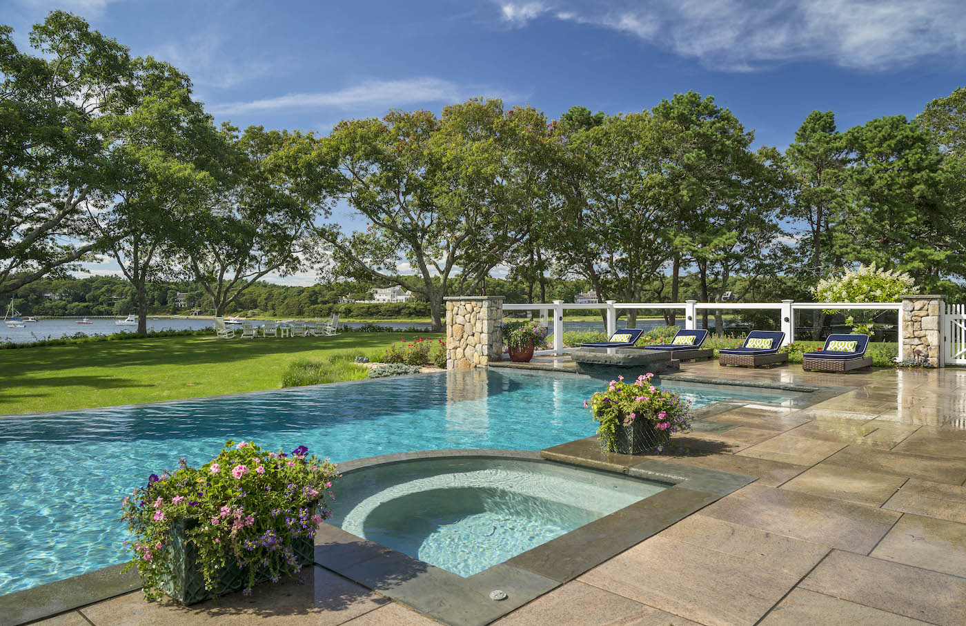 Pool Design, Infinity Edge Pool, Negative Edge Pool, Oyster Harbor, Sudbury Design Group