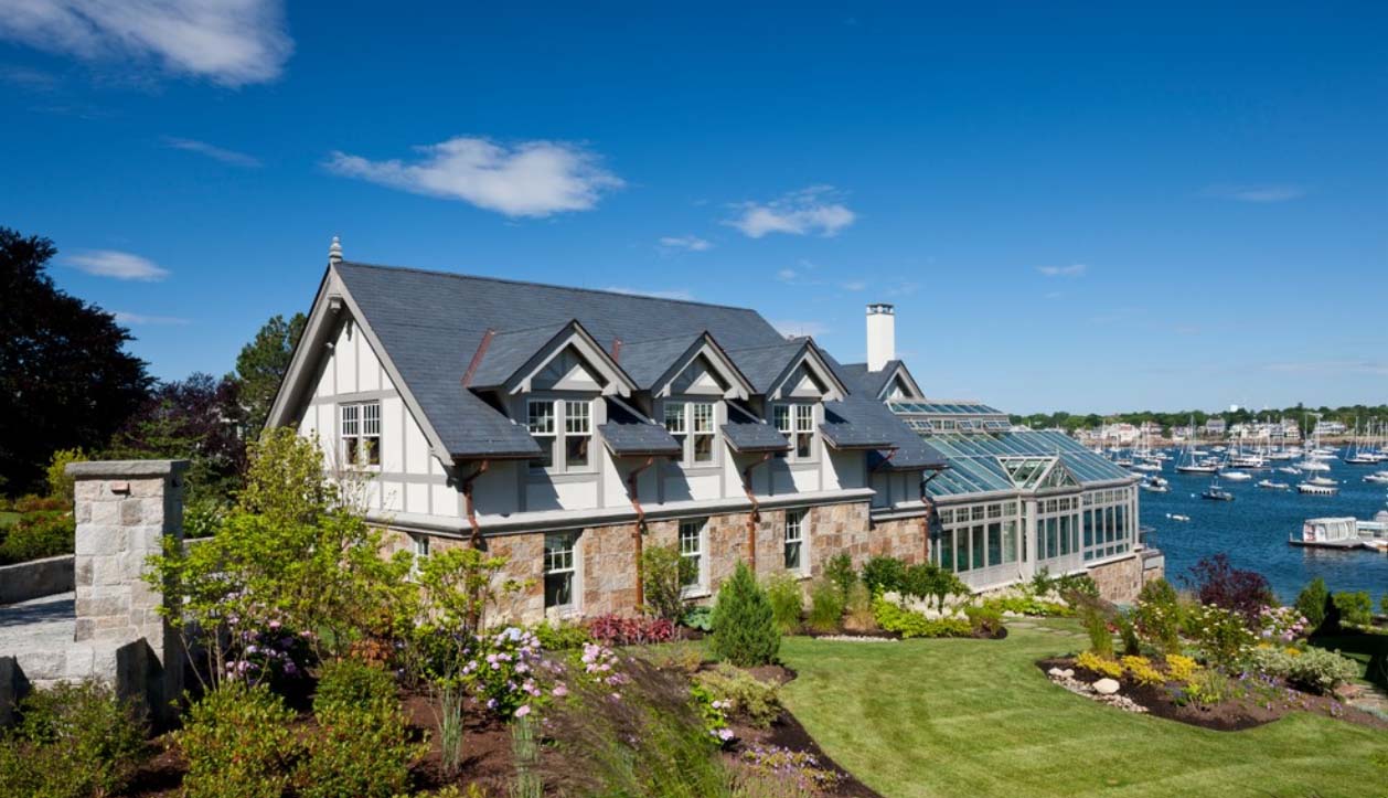 Harborside Home by Groom Construction