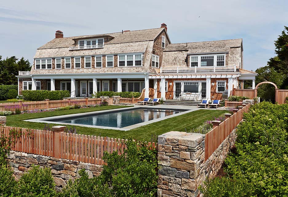 Oceanfront Landscape Architecture by Dan K. Gordon 