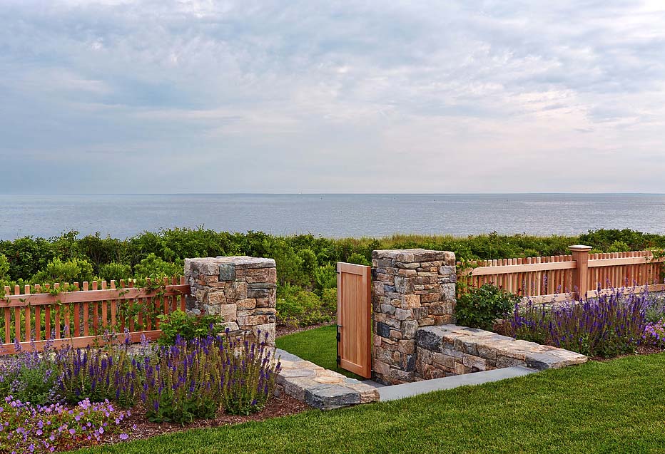 Oceanfront Landscape Architecture by Dan K. Gordon 