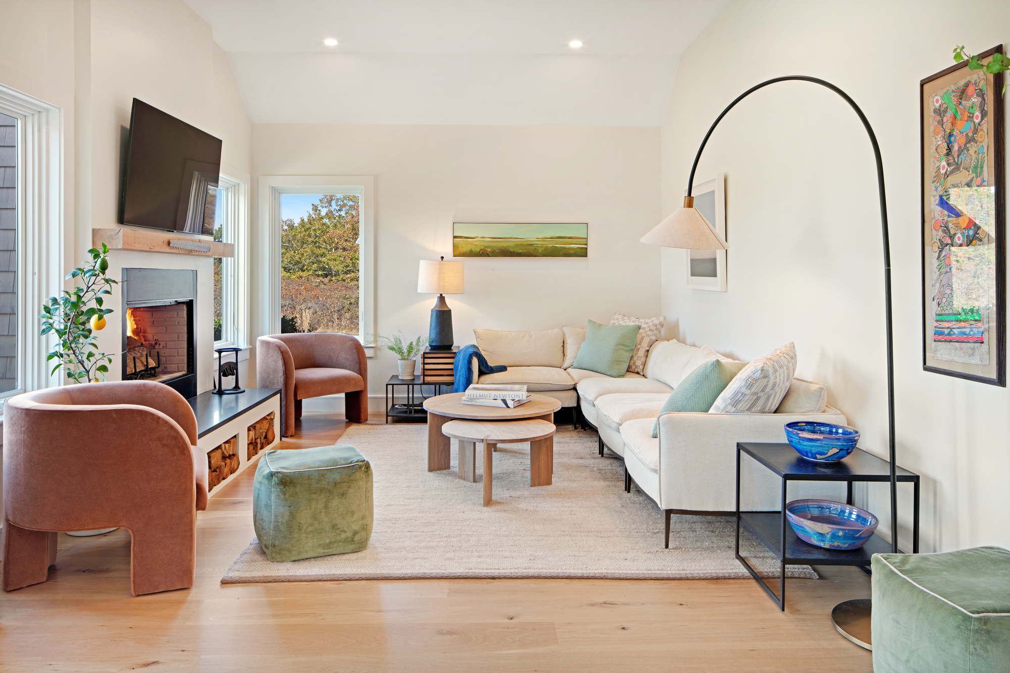 Valle Group_Editorial. Sitting Room. Photography by Bob Gothard Architectural Photographer.