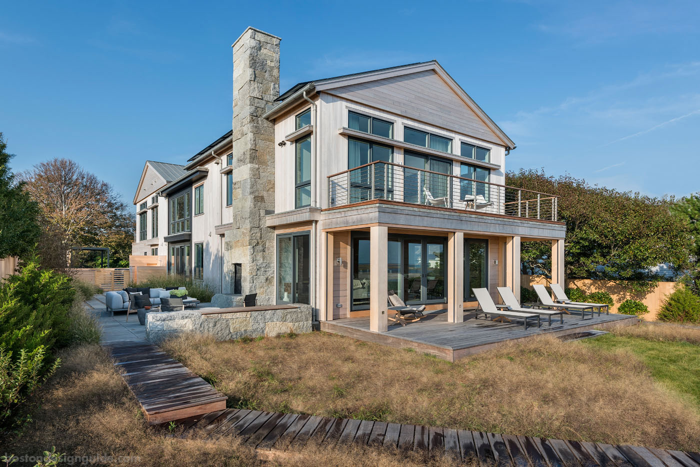 An organic, modern oceanfront retreat in New England with a California flair