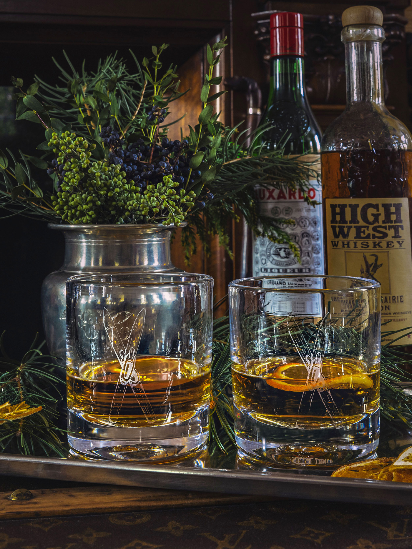 Festive holiday cocktails on serving tray 