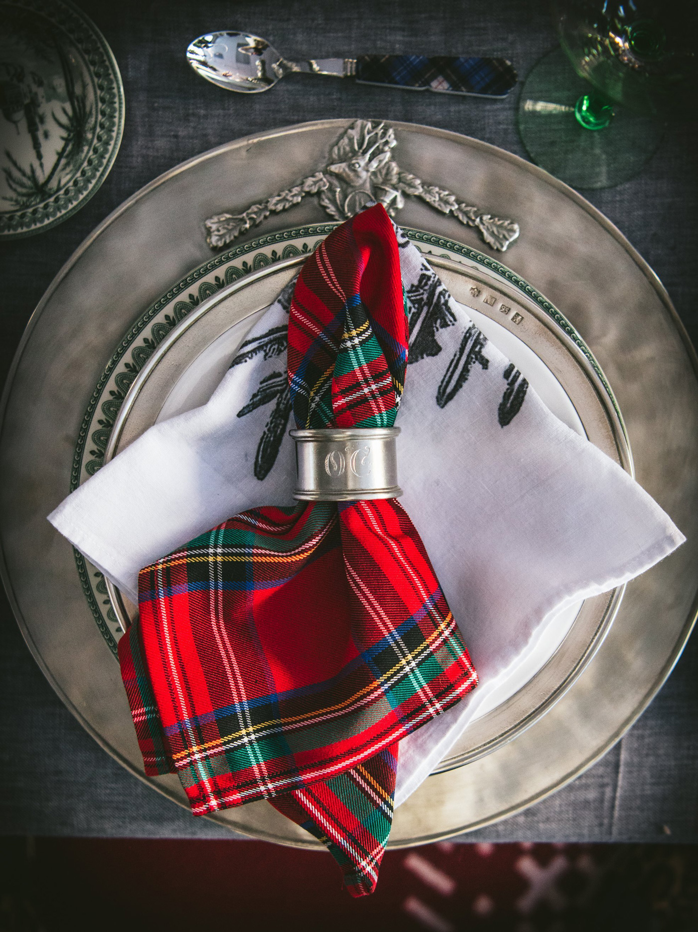 holiday place setting