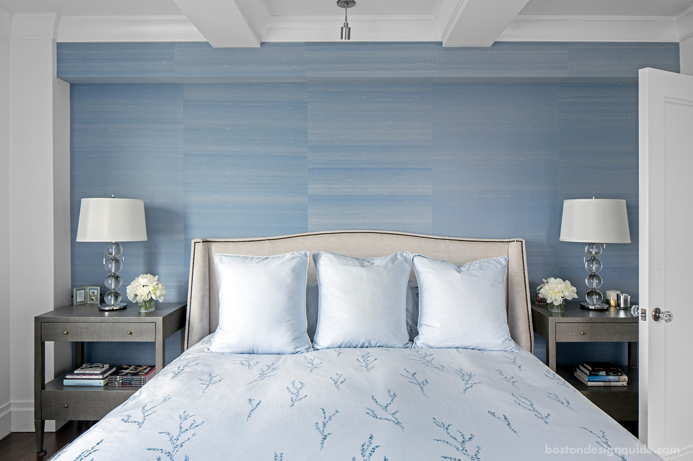 High-end wallpaper trends for spring
