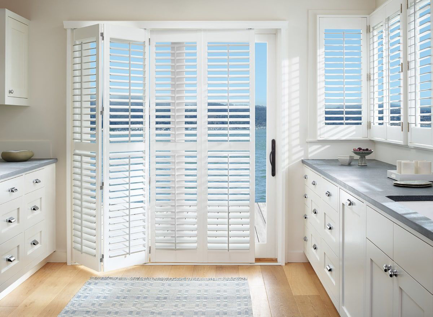 High-end window treatments with Hunter Douglas