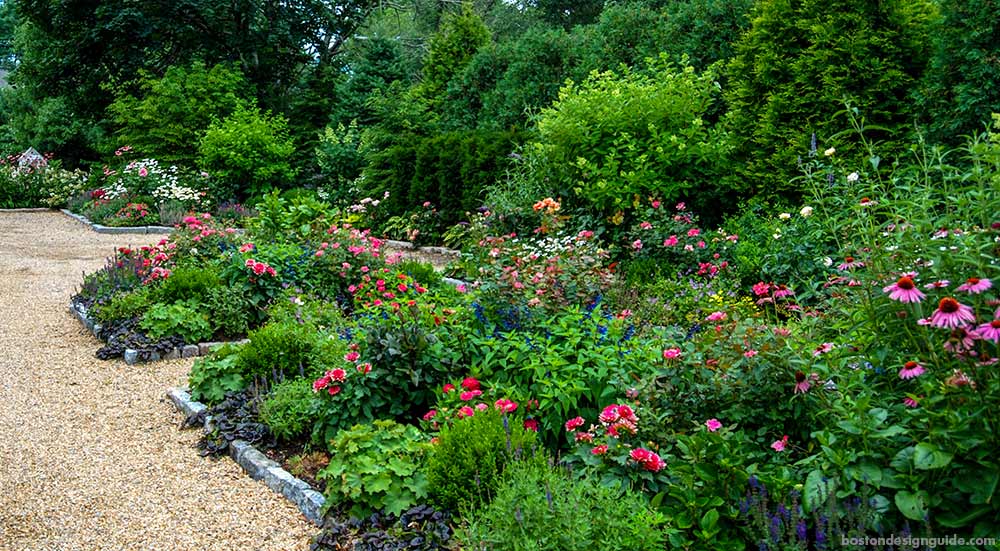 year-round plantings and landscape