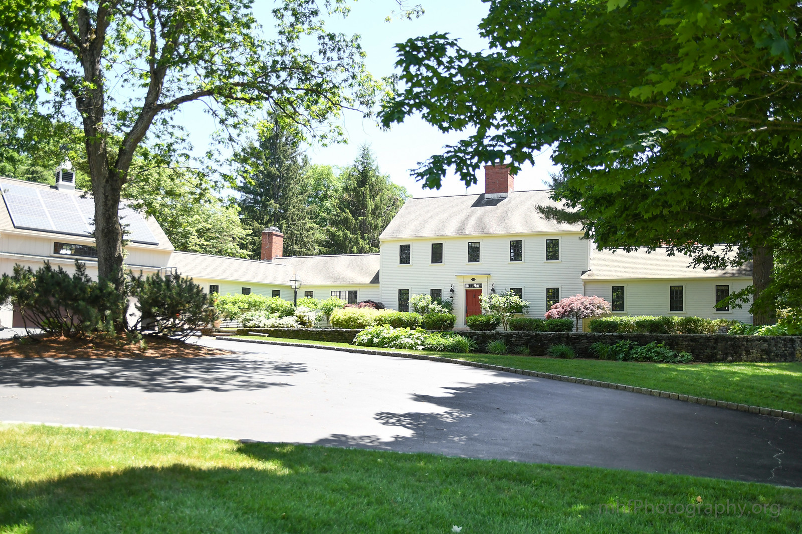 Colonial style homes in New England