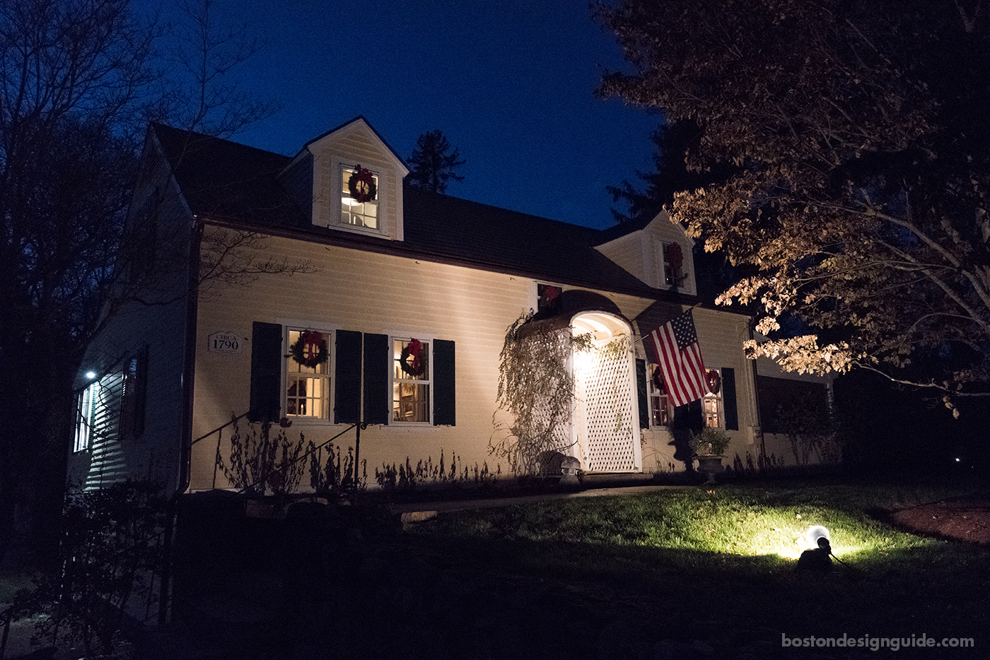 Exterior holiday decorations