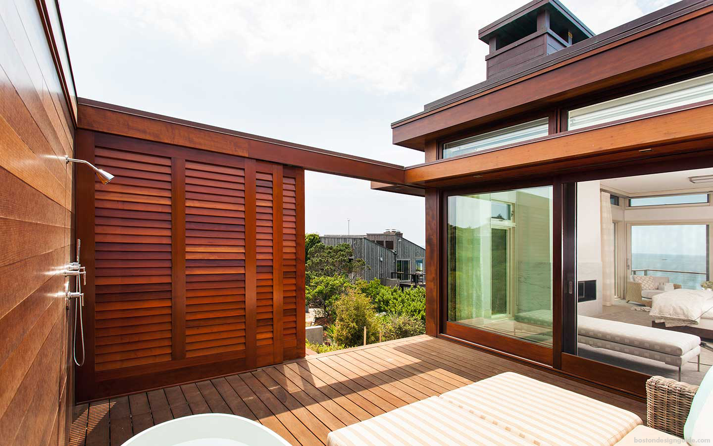 outdoor bath and shower