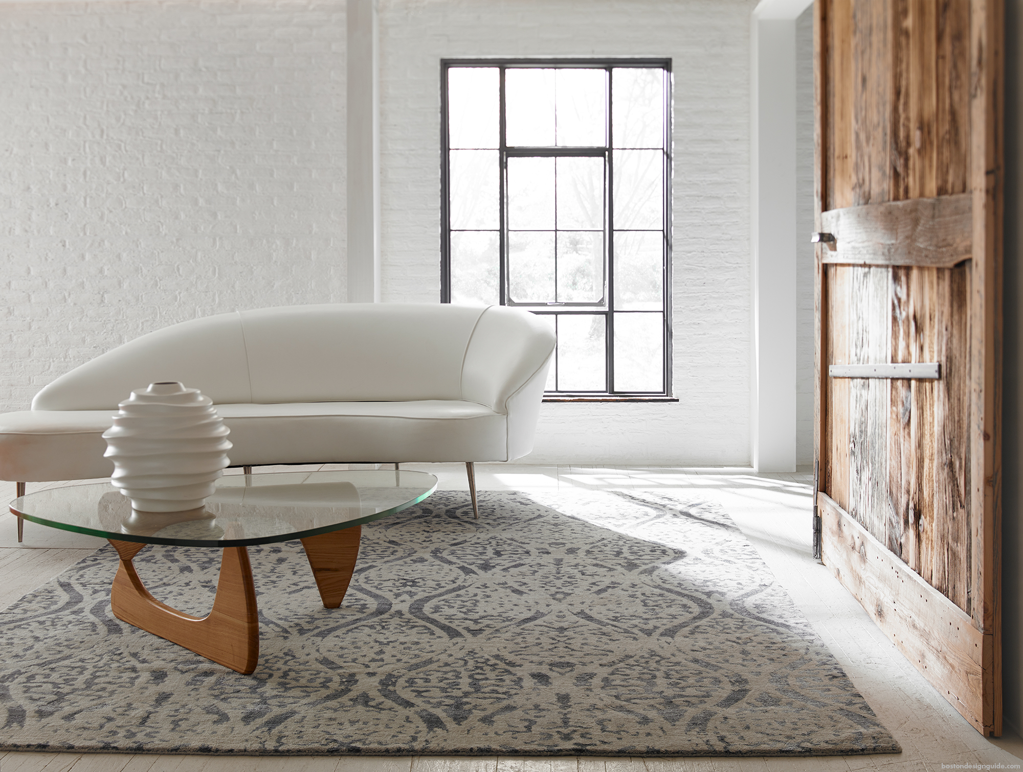 Transitional rug