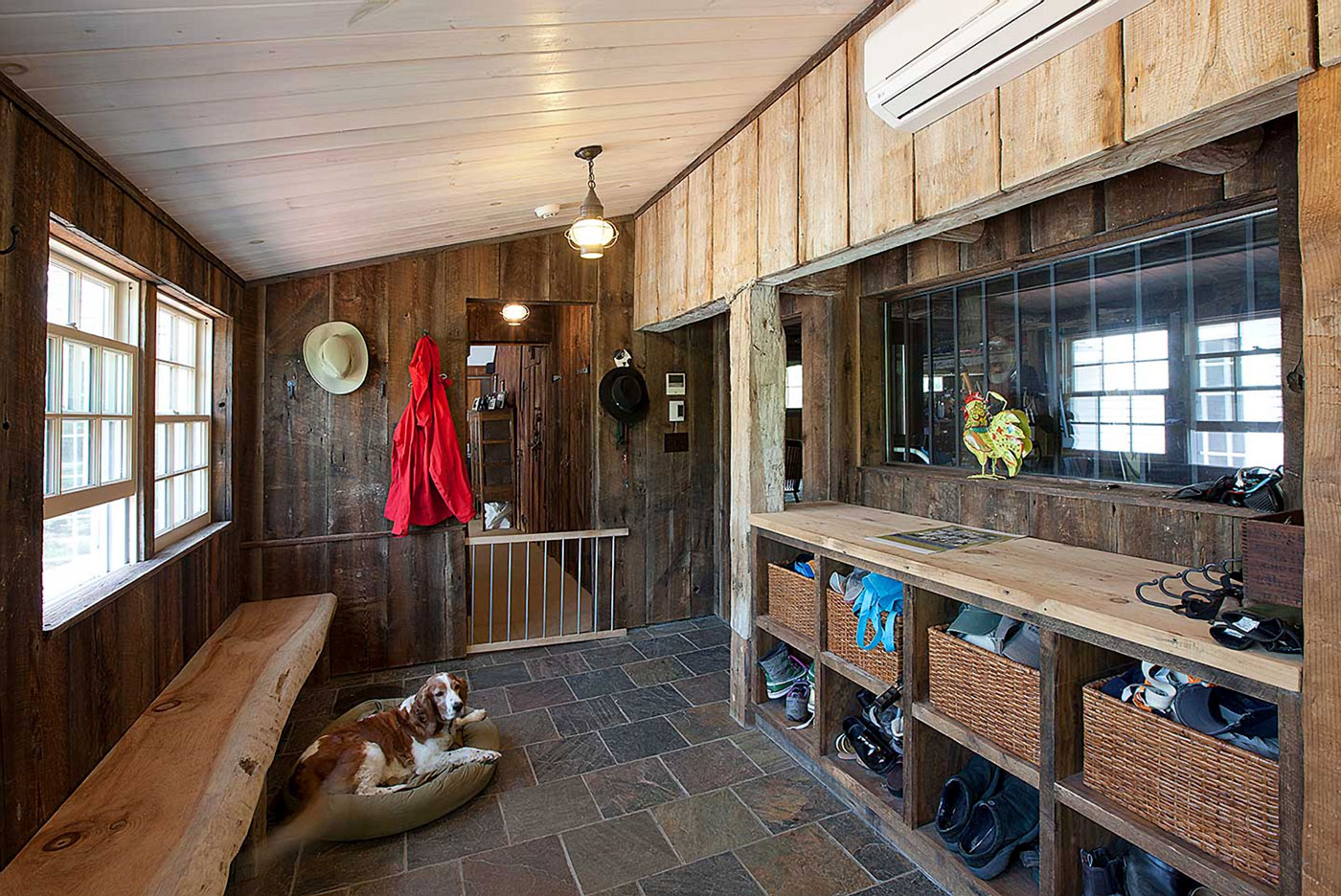 High-end custom mudroom by Greater Boston contractor Merz Construction