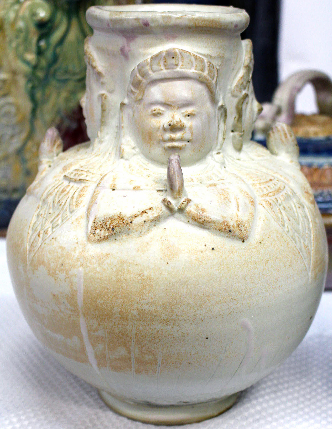 Yary Livan ceramics