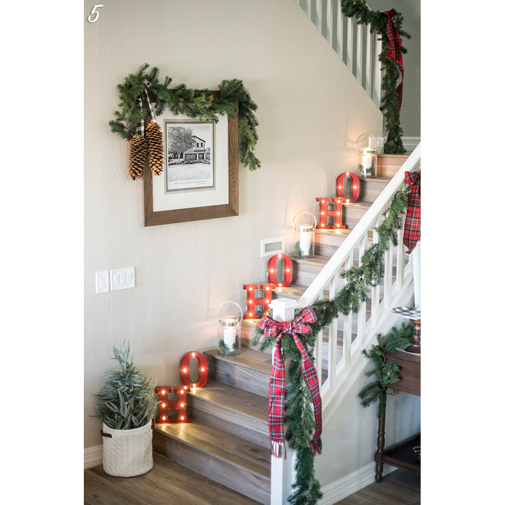 Holiday Staircase Decor