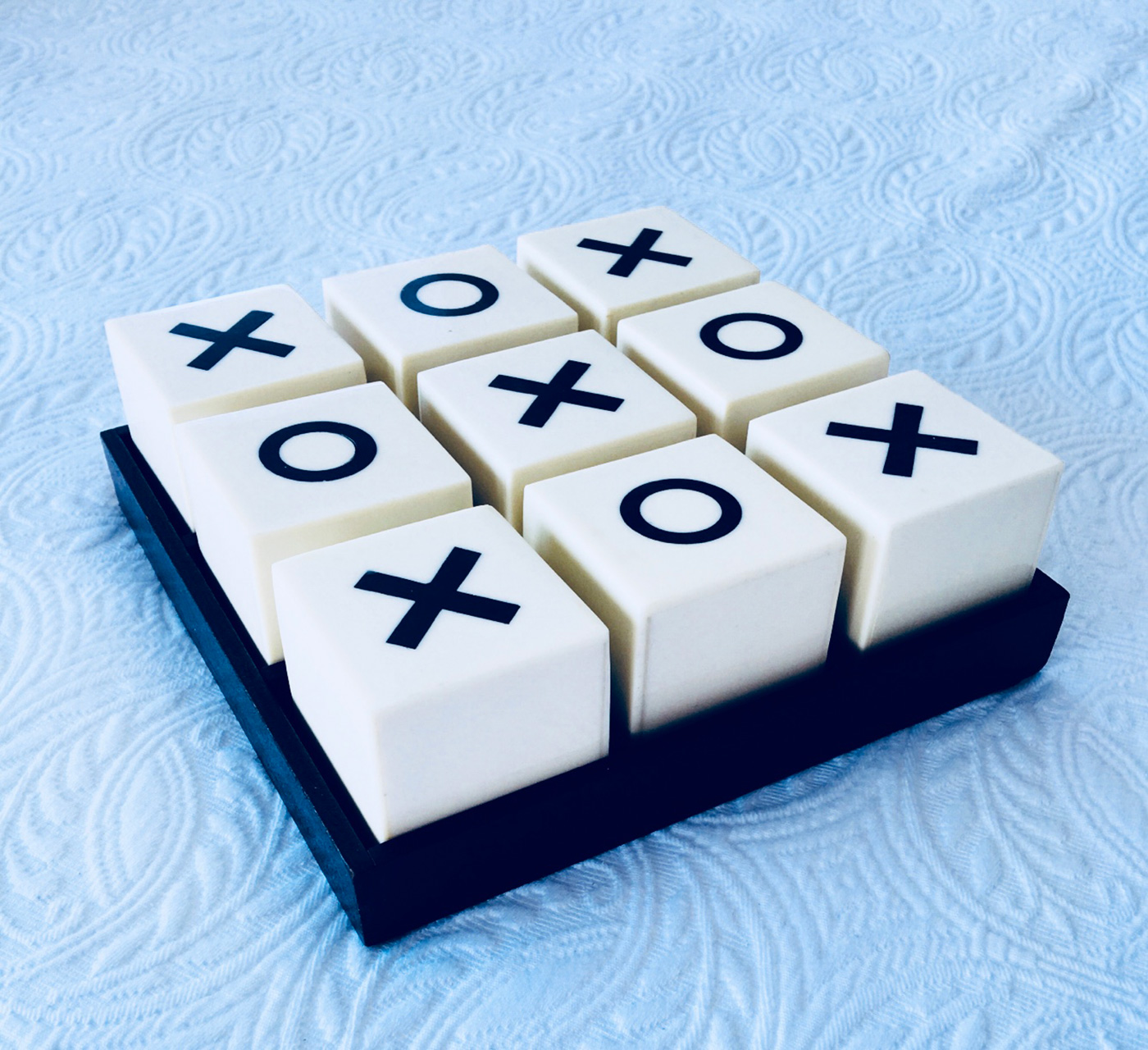 chunky tic-tac-toe game