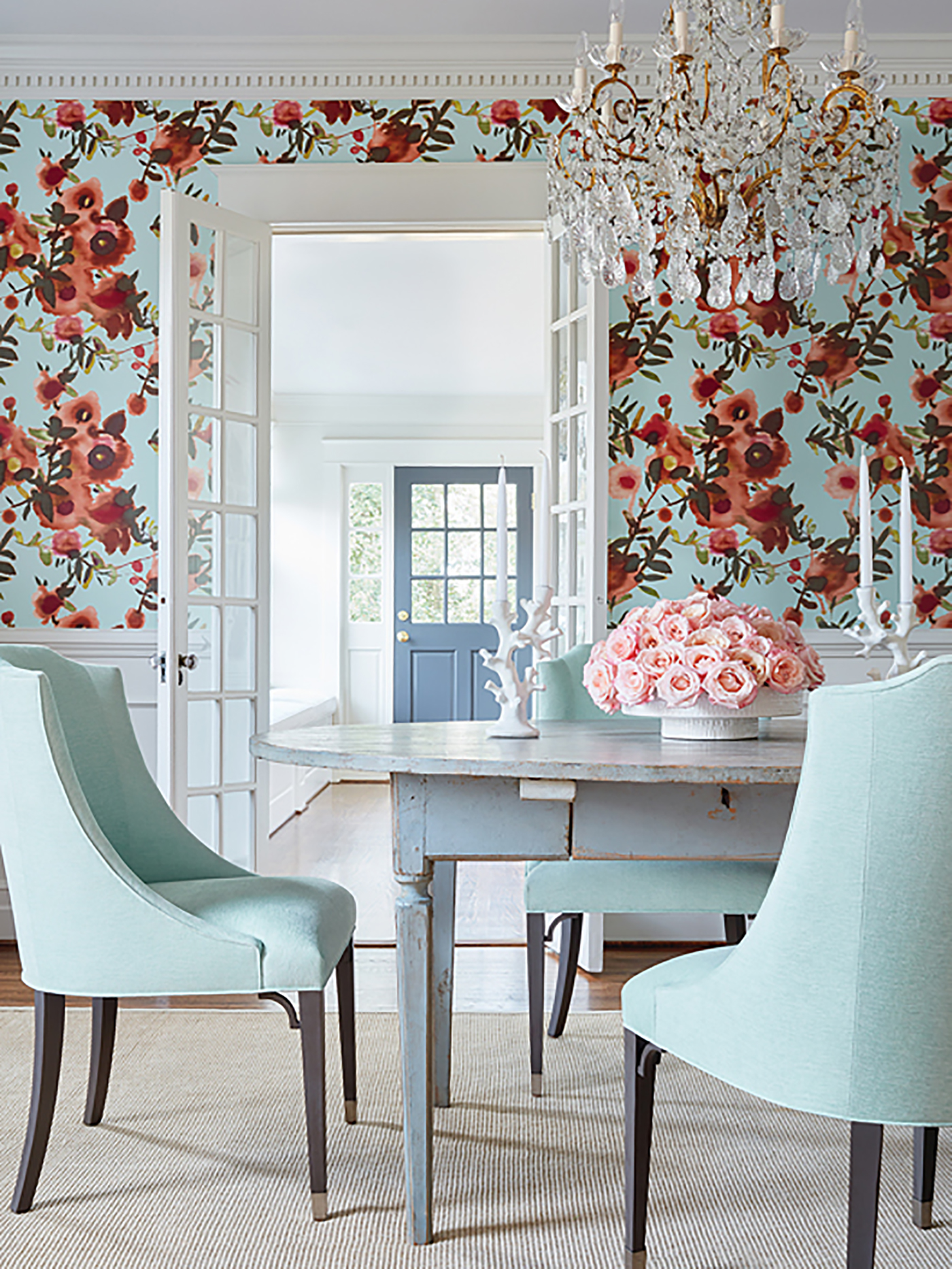 Wallpaper trends and tips from high-end interior designers