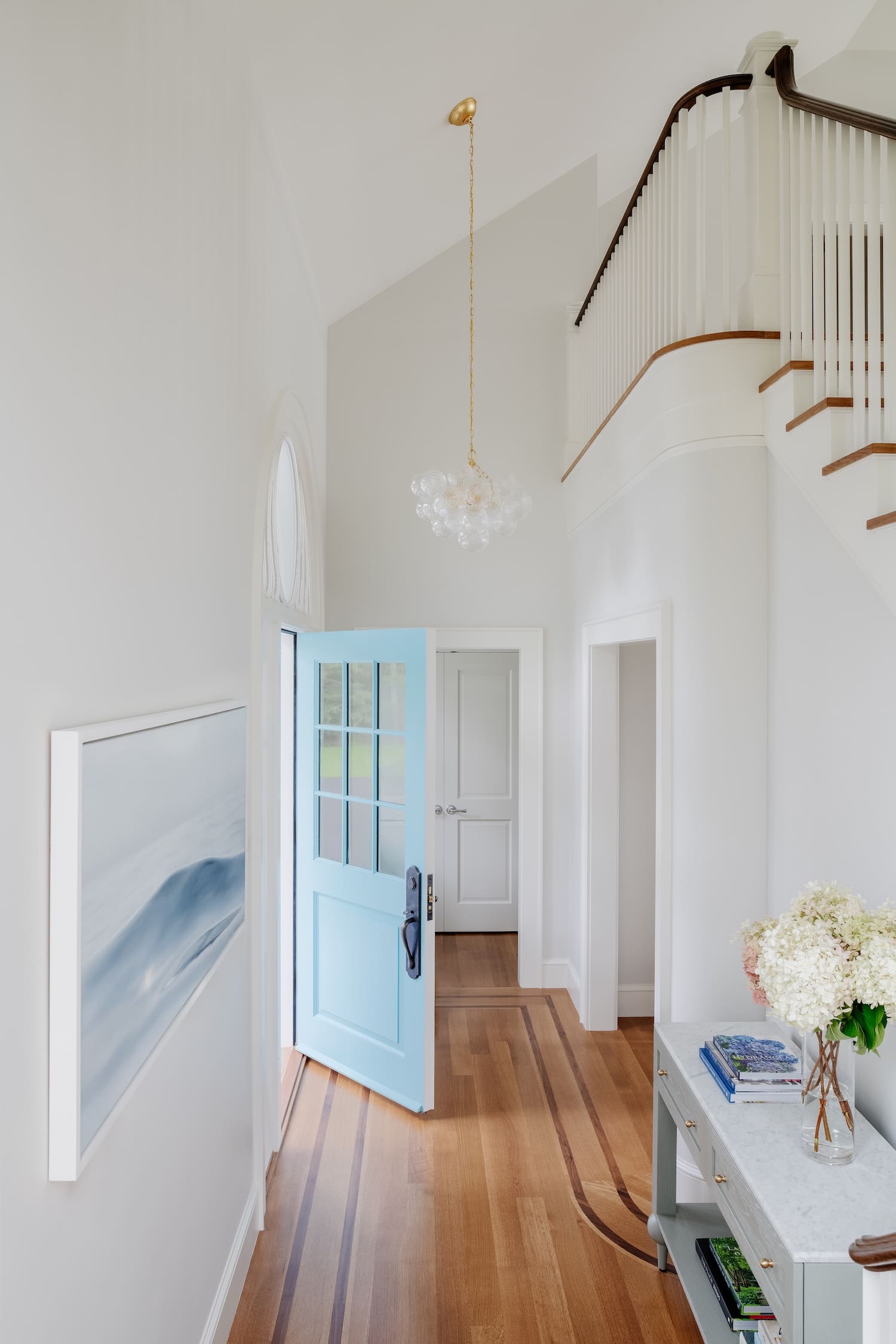 Builder: KVC, Interior Design: Acampora Interiors, Millwork: Chillmark Design, Photography: Jessica Delaney