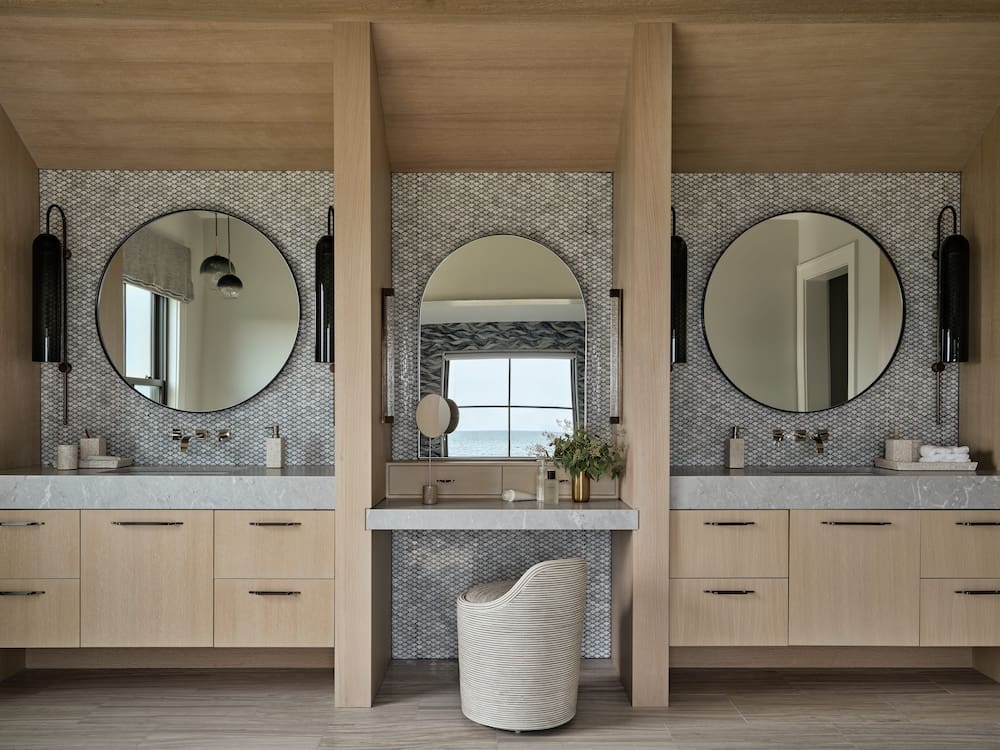 Multigenerational Coastal Retreat