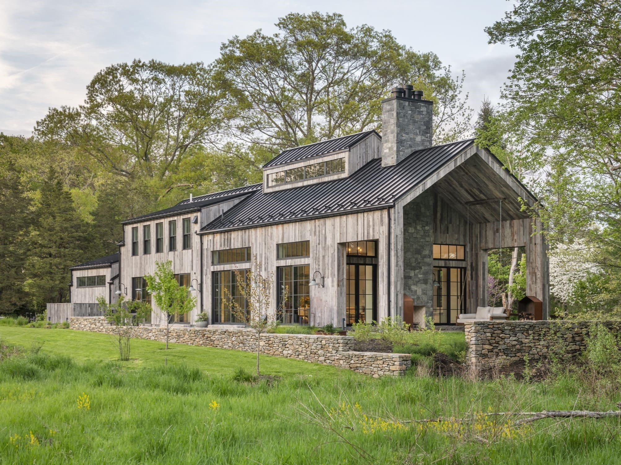 Barn with a View, Summer – Nat Rea Photography
