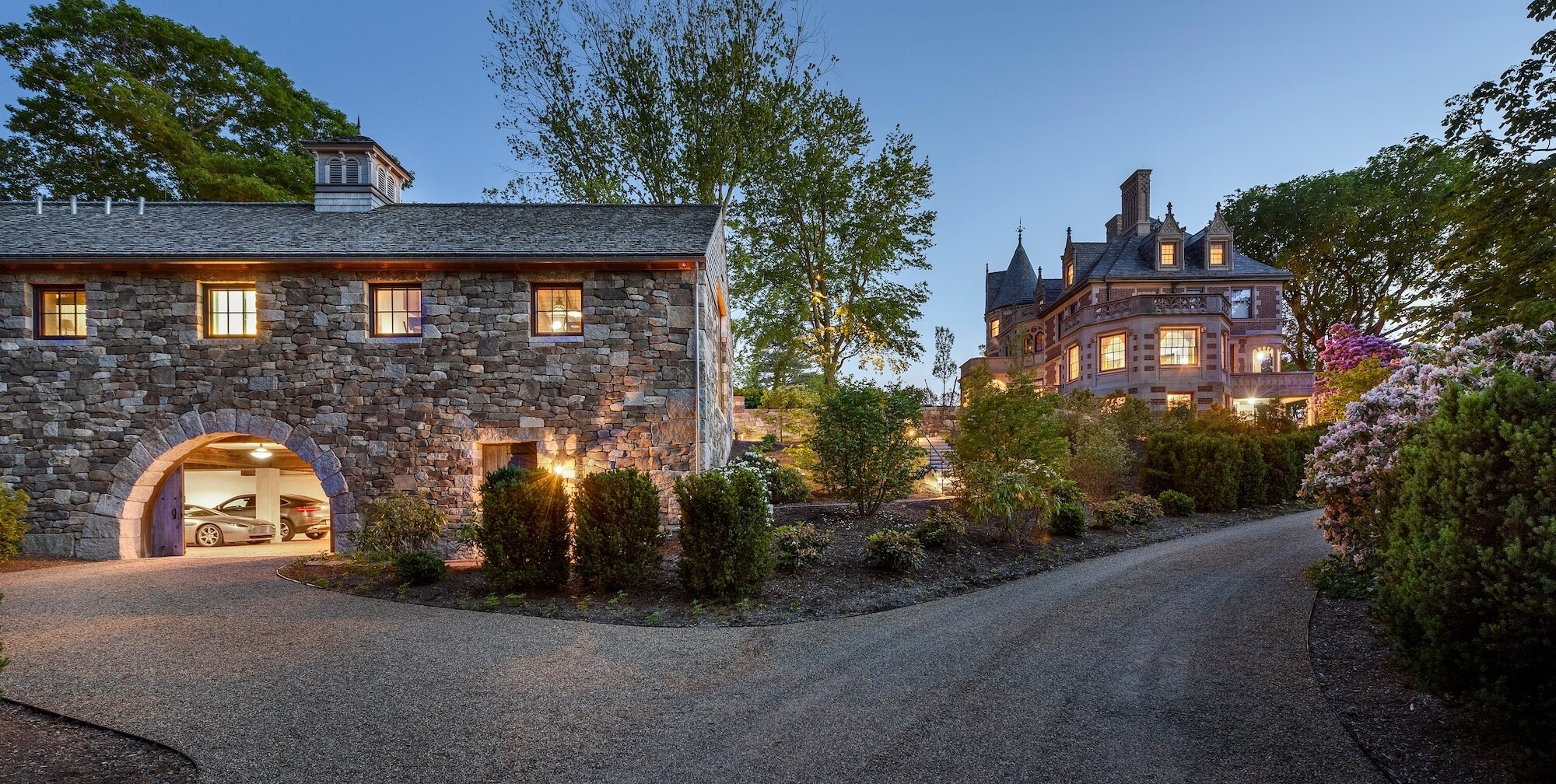 By Peter Pennoyer Architects, Photo by Nat Rea
